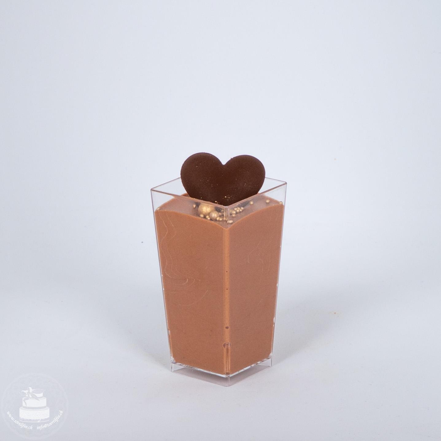 Schoggimousse im Glas / Becher (10cl) Schoggimousse im Glas / Becher (10cl)