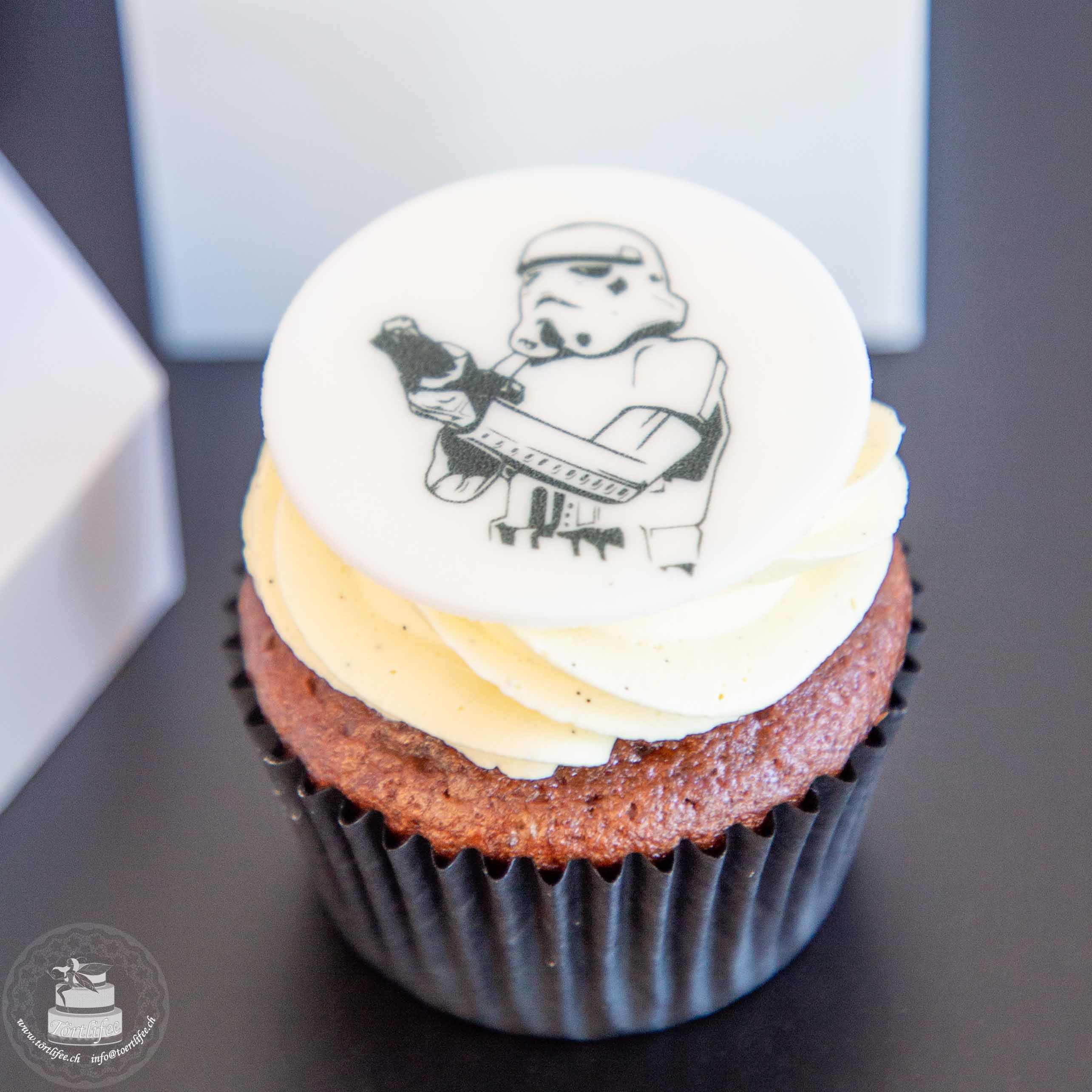 Cupcake Motto - Star Wars "May the force be with you"