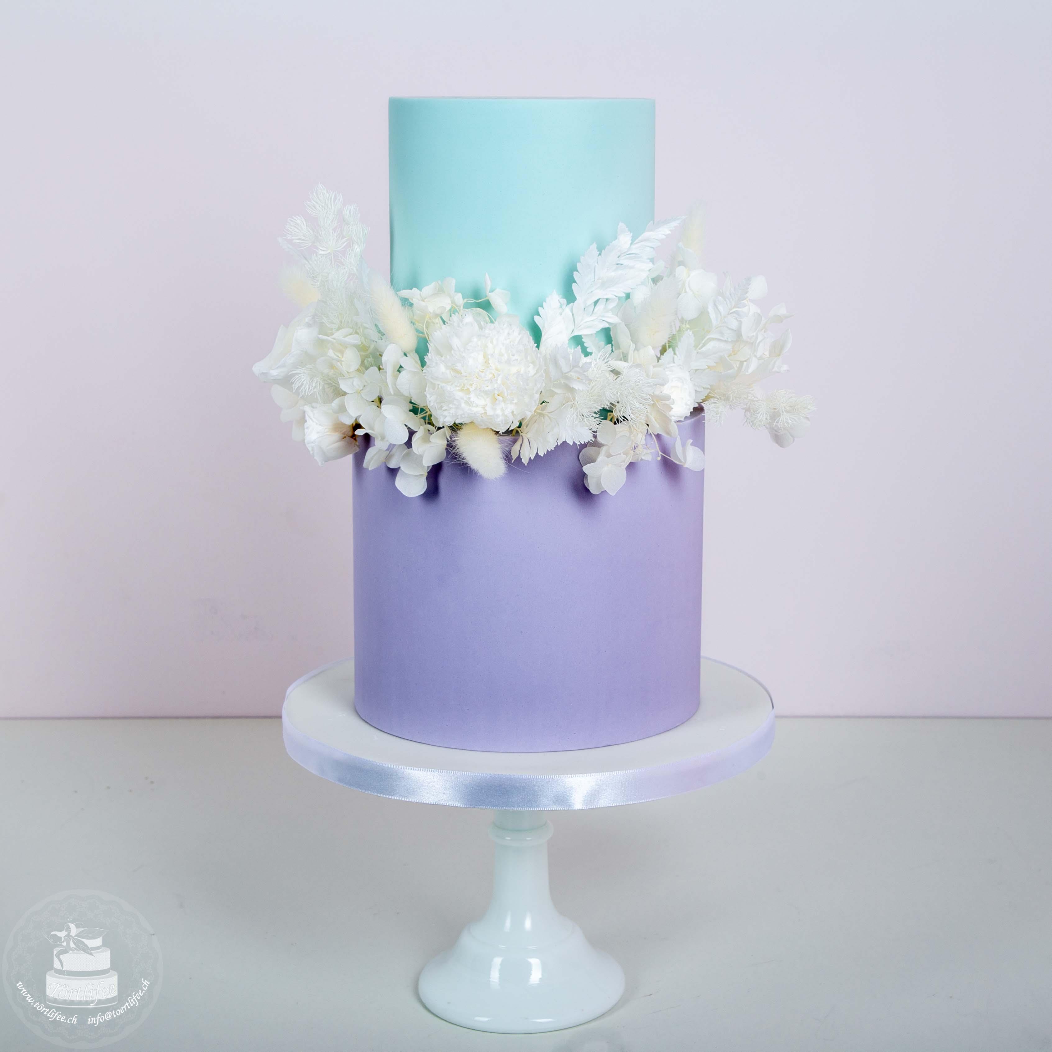 Buttercrem Torte - Delicate & Graceful
