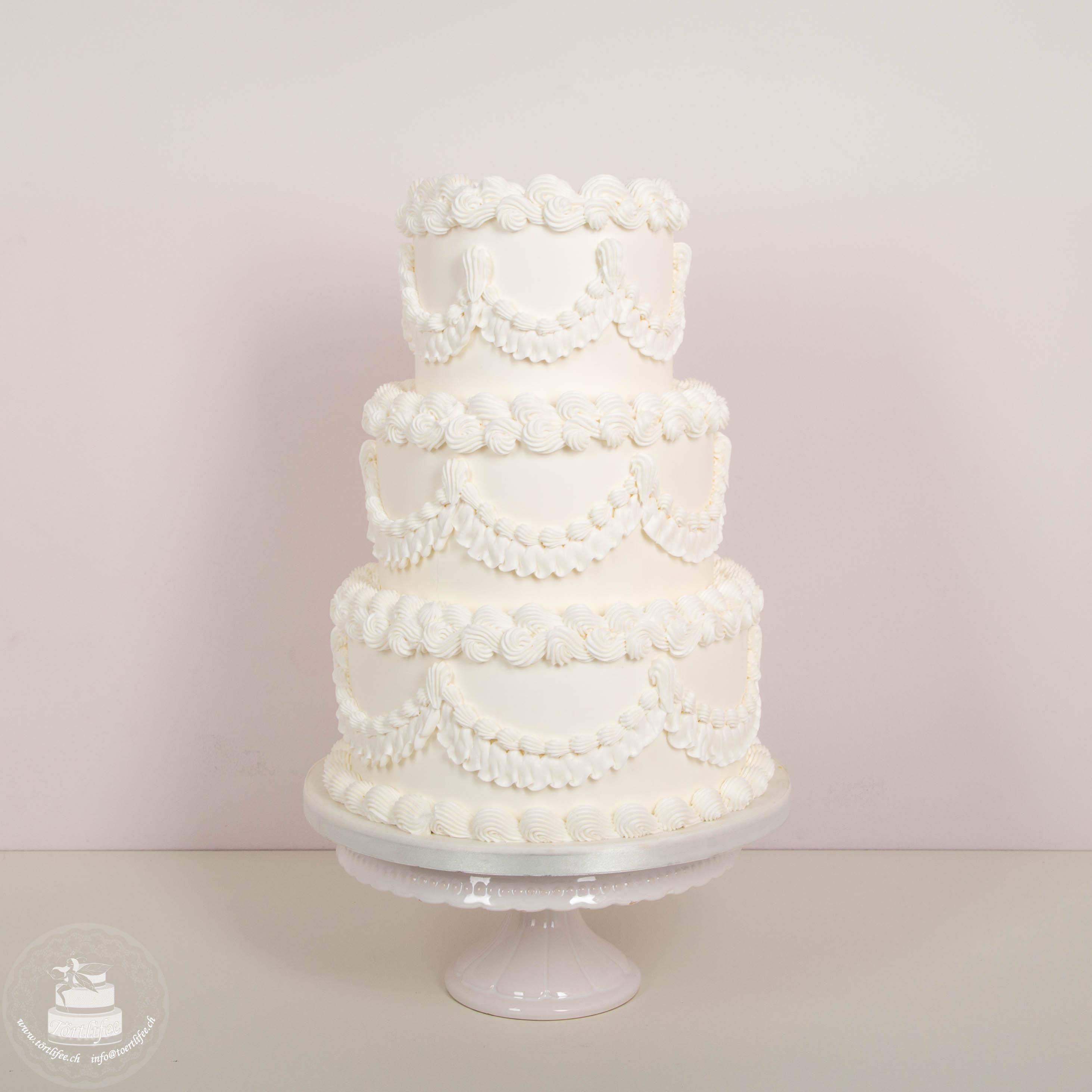 Buttercrem Torte - Vintage